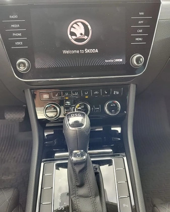 Skoda Superb cena 97899 przebieg: 121247, rok produkcji 2019 z Prudnik małe 562